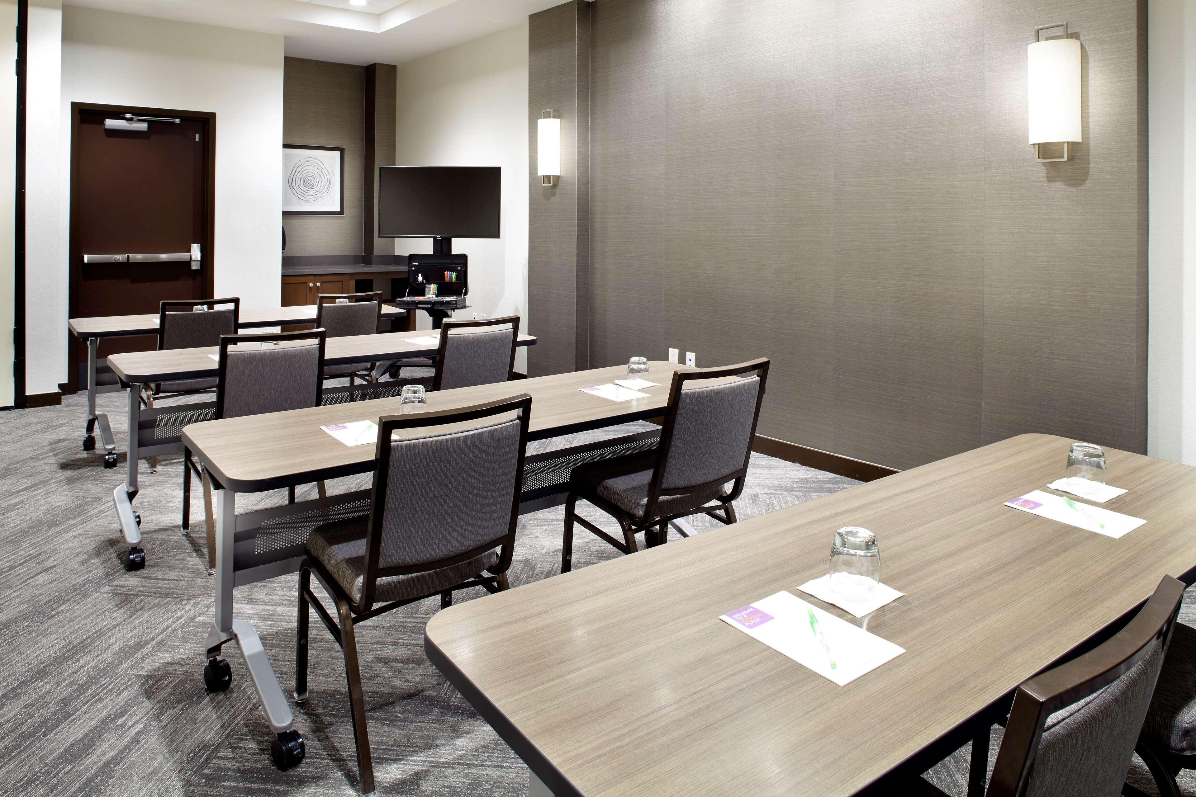 Hyatt Place Cleveland/Lyndhurst/Legacy Village Dış mekan fotoğraf